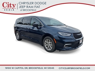 2024 Chrysler Pacifica for sale in Brookfield WI