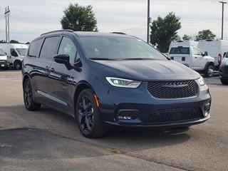 2024 Chrysler Pacifica for sale in O'fallon MO