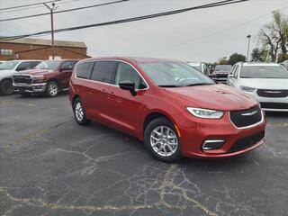 2024 Chrysler Pacifica for sale in Clarksville TN