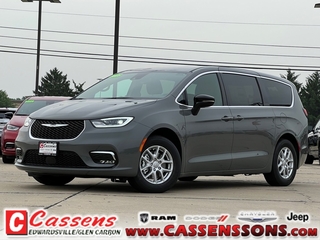 2025 Chrysler Pacifica