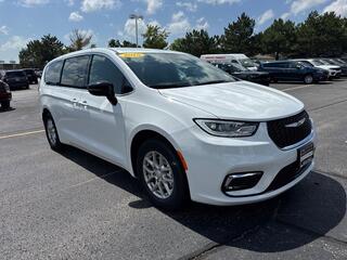 2025 Chrysler Pacifica