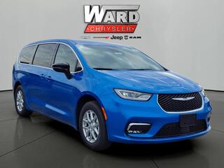 2026 Chrysler Pacifica for sale in Carbondale IL