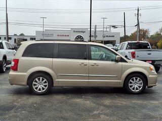 2013 Chrysler Town And Country for sale in Kerrville TX