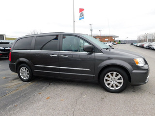 2015 Chrysler Town & Country for sale in Clarksville TN