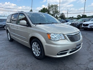 2015 Chrysler Town And Country for sale in Duncansville PA