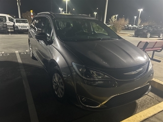 2017 Chrysler Pacifica for sale in Greenville SC