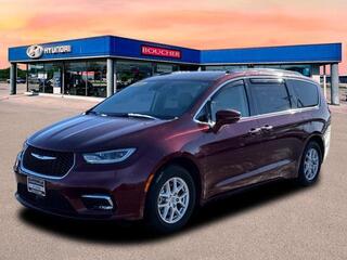 2021 Chrysler Pacifica for sale in Janesville WI