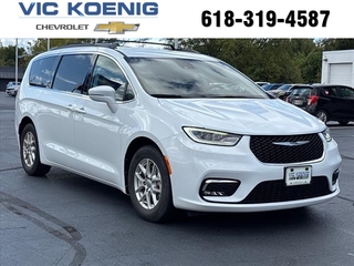 2022 Chrysler Pacifica for sale in Carbondale IL