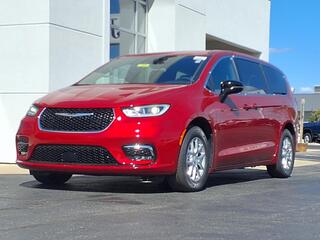 2026 Chrysler Pacifica for sale in Shelbyville IN