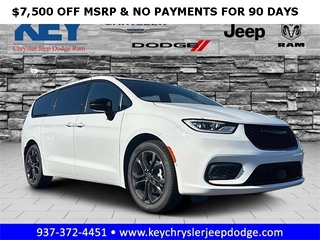 2026 Chrysler Pacifica for sale in Xenia OH