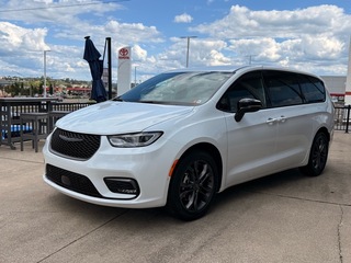 2026 Chrysler Pacifica for sale in Beckley WV