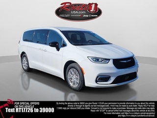 2026 Chrysler Pacifica