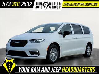 2026 Chrysler Pacifica