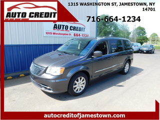 2016 Chrysler Town And Country for sale in Jamestown NY