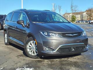 2019 Chrysler Pacifica for sale in Cincinnati OH