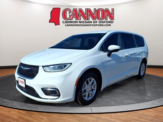 2023 Chrysler Pacifica for sale in Bedford PA