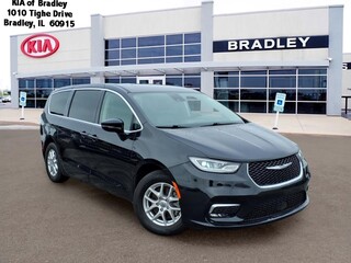 2023 Chrysler Pacifica for sale in Bradley IL