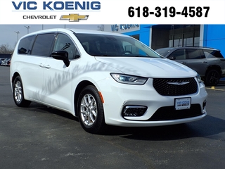 2024 Chrysler Pacifica for sale in Carbondale IL