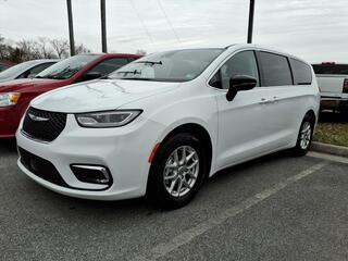 2024 Chrysler Pacifica for sale in Winchester VA