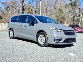 2025 Chrysler Pacifica for sale in Lexington NC