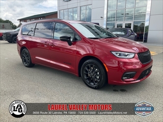 2025 Chrysler Pacifica