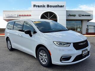 2026 Chrysler Pacifica for sale in Janesville WI