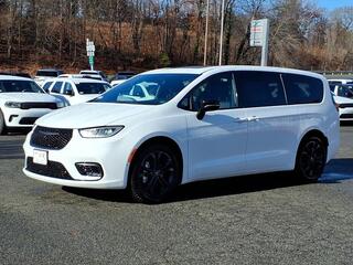 2026 Chrysler Pacifica for sale in Roanoke VA