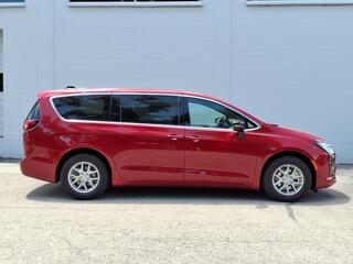 2027 Chrysler Pacifica for sale in Kerrville TX