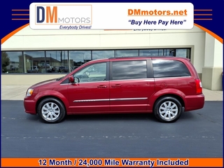 2015 Chrysler Town And Country for sale in St Cloud MN