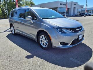 2020 Chrysler Pacifica for sale in Powderly KY
