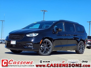 2024 Chrysler Pacifica for sale in Glen Carbon IL