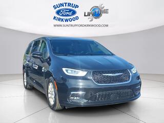 2024 Chrysler Pacifica