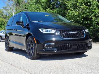 2024 Chrysler Pacifica for sale in Cincinnati OH