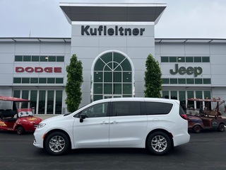 2025 Chrysler Pacifica