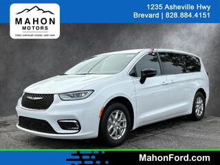 2026 Chrysler Pacifica