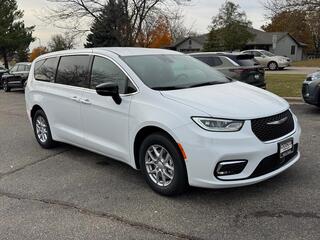 2026 Chrysler Pacifica for sale in Janesville WI
