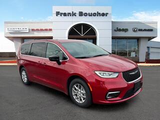 2026 Chrysler Pacifica for sale in Janesville WI