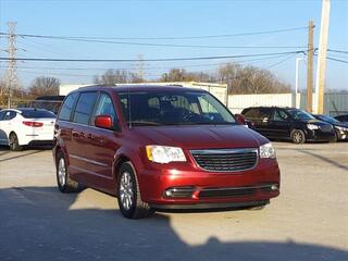 2013 Chrysler Town And Country for sale in Beavercreek OH