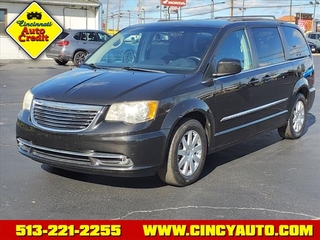 2014 Chrysler Town And Country for sale in Cincinnati OH