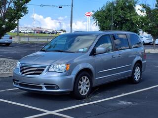 2016 Chrysler Town And Country for sale in College Station TX