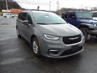 2022 Chrysler Pacifica for sale in Ripley WV