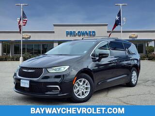 2022 Chrysler Pacifica for sale in Pearland TX