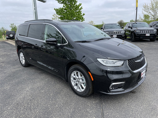 2022 Chrysler Pacifica for sale in Platteville WI