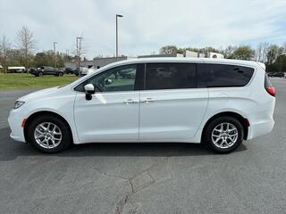 2023 Chrysler Pacifica for sale in Morristown TN