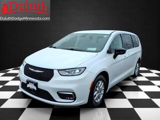 2024 Chrysler Pacifica