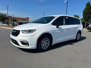 2024 Chrysler Pacifica for sale in Pineville NC