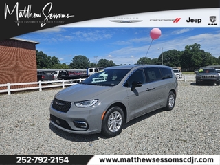 2025 Chrysler Pacifica