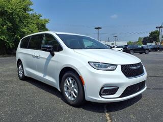 2025 Chrysler Pacifica for sale in Plymouth MI