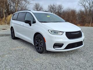 2026 Chrysler Pacifica for sale in Bellevue OH