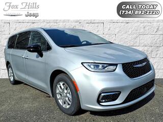 2026 Chrysler Pacifica for sale in Plymouth MI